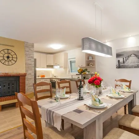 Apartman Braavos **** Apartman *